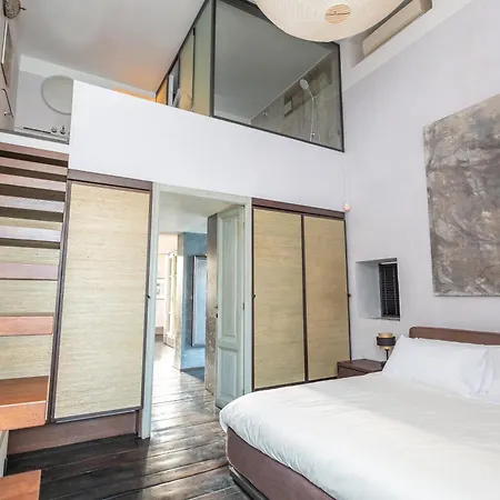 Iconic Apartment With Unique Colosseum View Rome Exterior photo